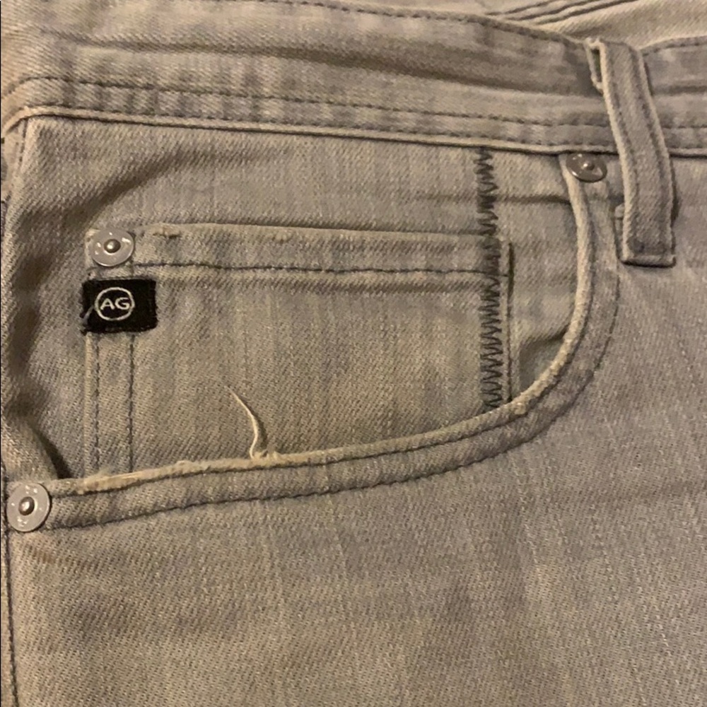 AG “Dylan” Skinny Cut Jeans in light Grey